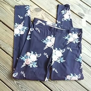 Bobbie Brooks Black & Pink Floral Leggings NWT